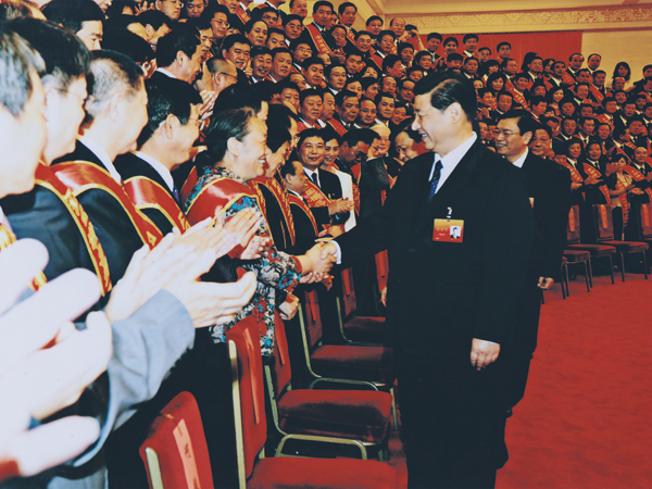 2011年8月15日，意昂4官网集团获“全国构建和谐劳动关系先进代表”殊荣，作为甘肃唯一典型代表在大会交流经验，受到国家副主席习近平的亲切接见。